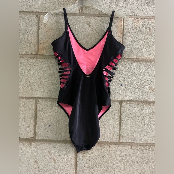 🩱Victoria Secret PINK one piece🩱 - Picture 2 of 4